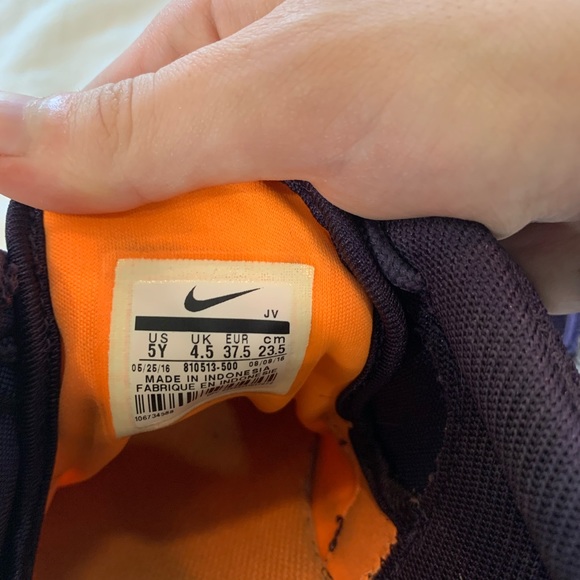 NIKE sneakers - Picture 3 of 4